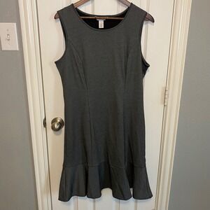 White House‎ Black Market Dress Size 12 Stretch Gray Textured Sleeveless Ruffle